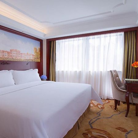 Vienna Hotel Shenzhen Shuiku New Village Exterior foto